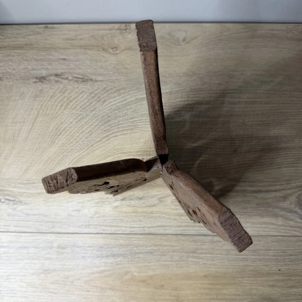 Hand‎ Carved Wooden Small Folding Book Stand Leaf Scroll Display Riser Bohemian